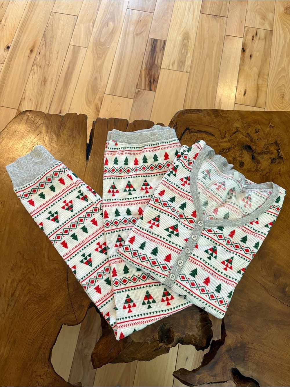 Nordstrom Holiday Knit Button-Front Pajama Set in White, Red & Green